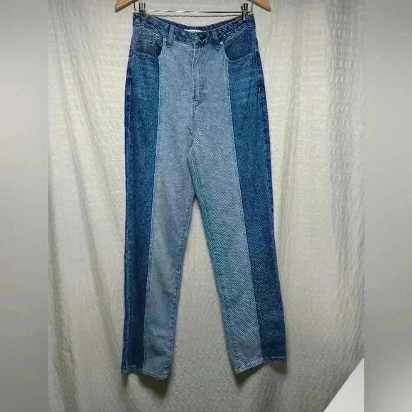 PacSun 90's Boyfriend 2 Tone Ladies jeans. Size 28x  32 - Picture 1 of 7